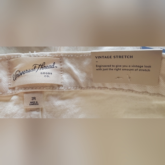 Universal Thread Women's Vintage Straight Vintage Retro Jeans - Picture 6 of 7